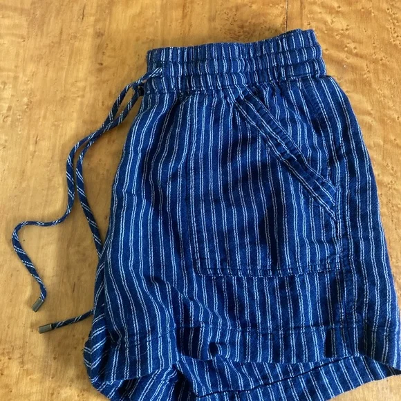 St John Bay, Striped Blue shorts with Pocket Detail, medium - Picture 1 of 3